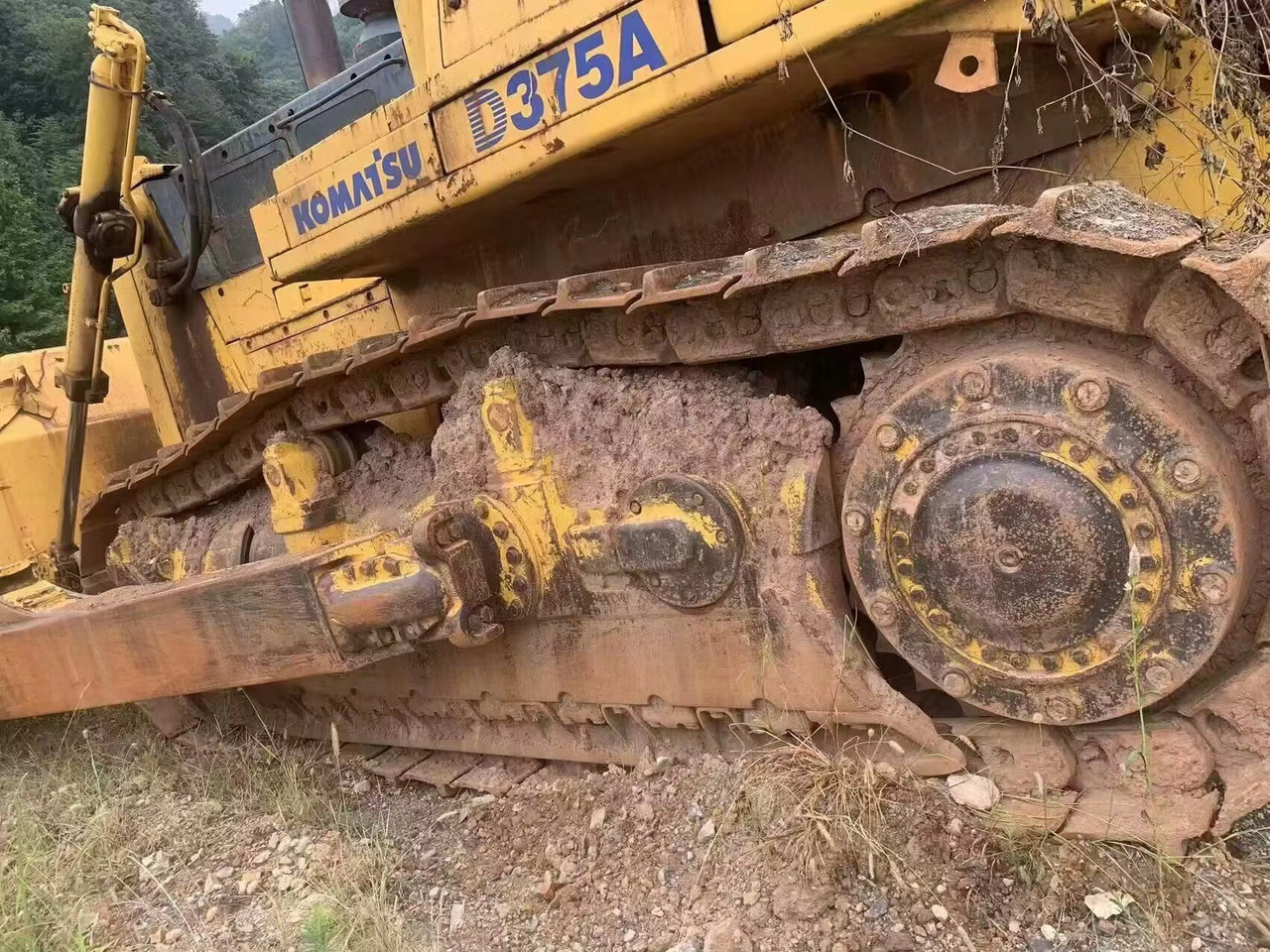 KOMATSU D375 - Bulldozer: photos 5 KOMATSU D375 - Bulldozer: photos 5