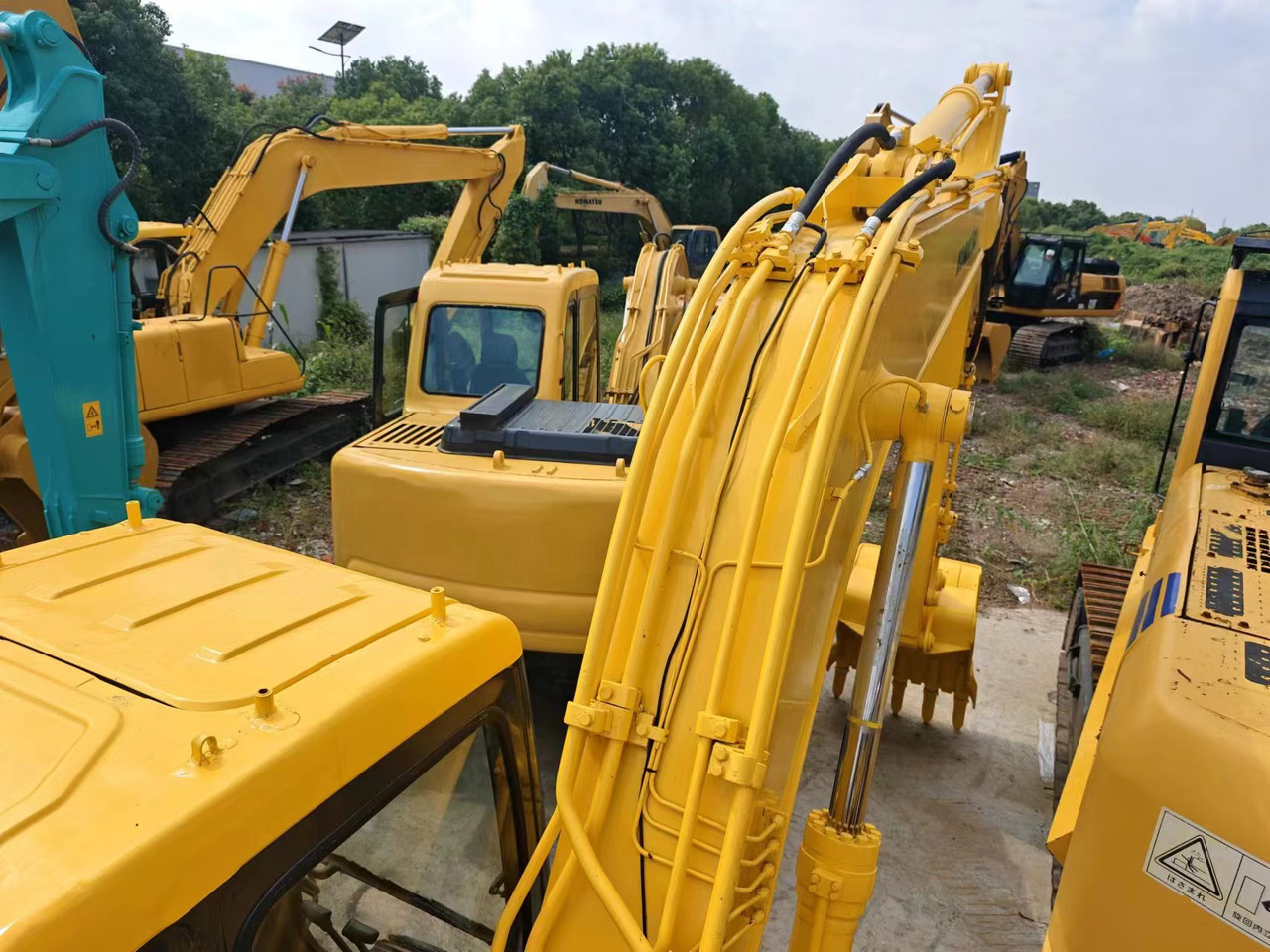 Pelle sur chenille KOMATSU PC120-6: photos 9