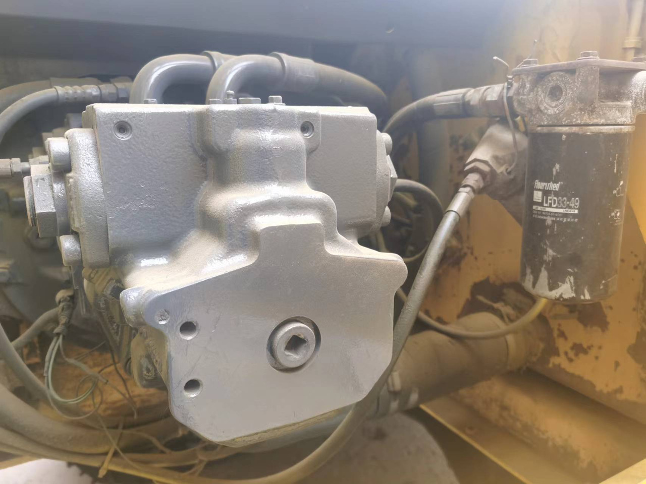 KOMATSU PC200-7 - Pelle sur chenille: photos 4 KOMATSU PC200-7 - Pelle sur chenille: photos 4