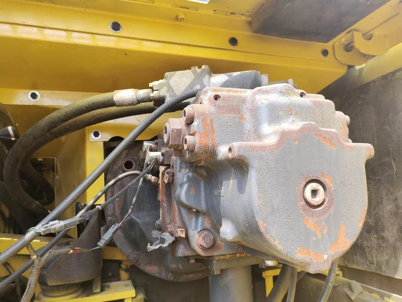 KOMATSU PC400-8R - Pelle sur chenille: photos 5 KOMATSU PC400-8R - Pelle sur chenille: photos 5