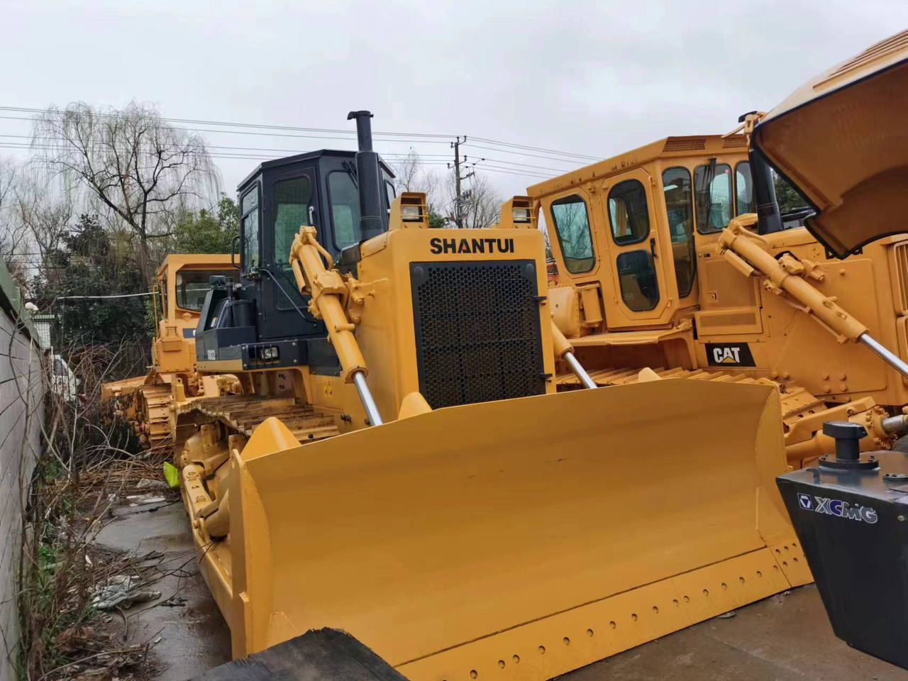 SHANTUI SD22 - Bulldozer: photos 1 SHANTUI SD22 - Bulldozer: photos 1