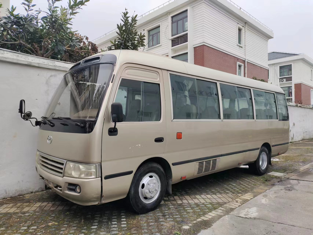 TOYOTA Coaster - Bus interurbain: photos 5 TOYOTA Coaster - Bus interurbain: photos 5