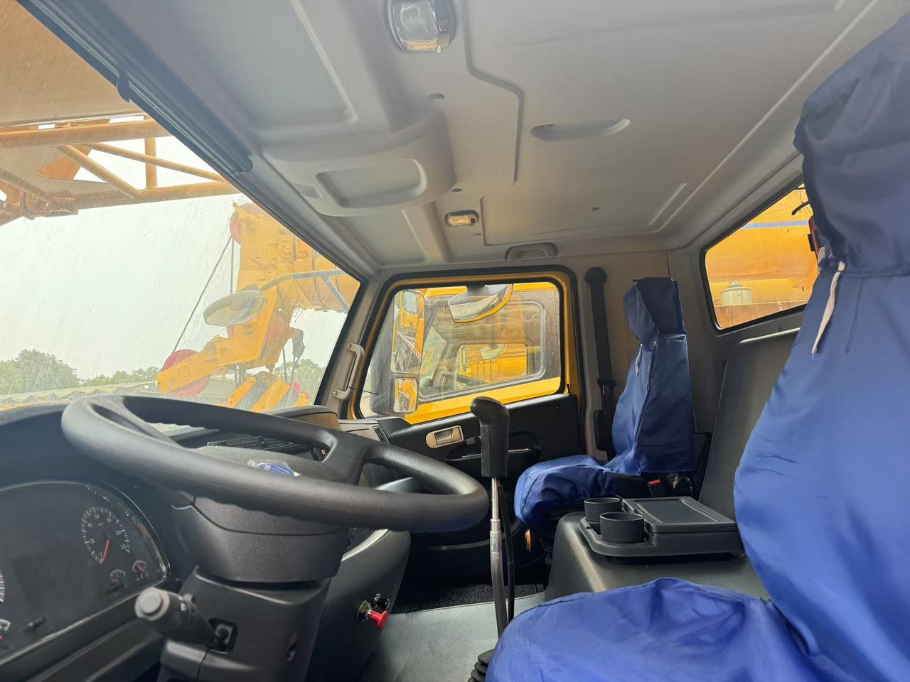 XCMG 70tons crane QY70K QY70 - Grue mobile: photos 4 XCMG 70tons crane QY70K QY70 - Grue mobile: photos 4