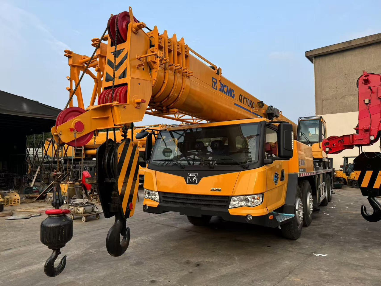 XCMG QY70K - Grue mobile: photos 1 XCMG QY70K - Grue mobile: photos 1