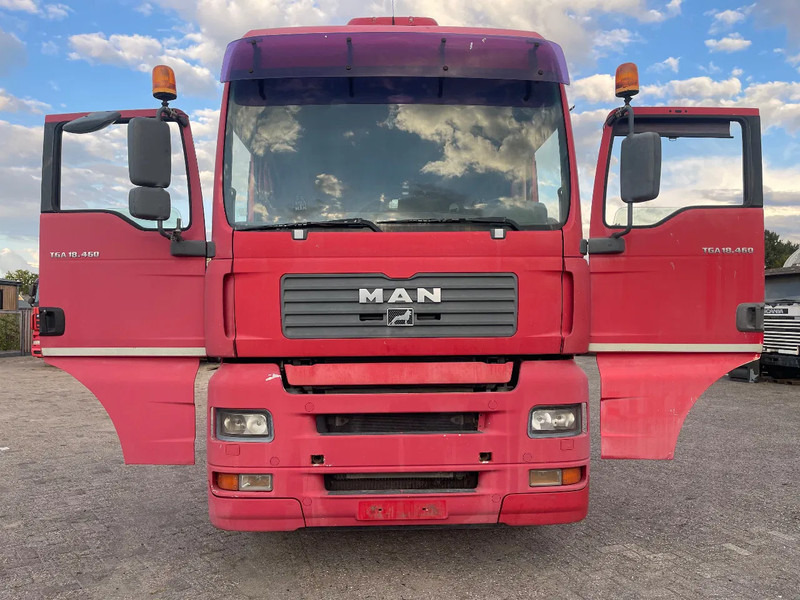 MAN TGA 18.460 Tractor unit manual pump - Tracteur routier: photos 2 MAN TGA 18.460 Tractor unit manual pump - Tracteur routier: photos 2