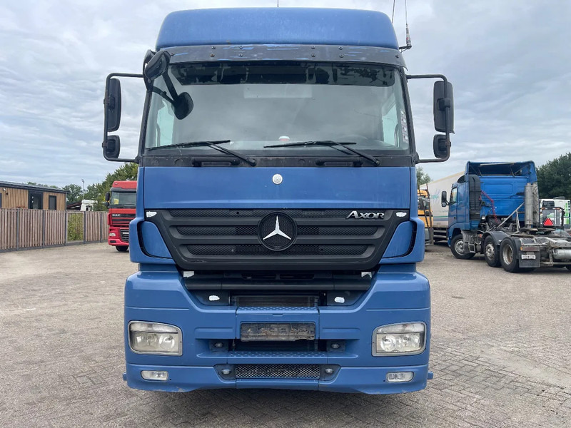 Mercedes-Benz Axor 1840 Tractor unit - Tracteur routier: photos 2 Mercedes-Benz Axor 1840 Tractor unit - Tracteur routier: photos 2