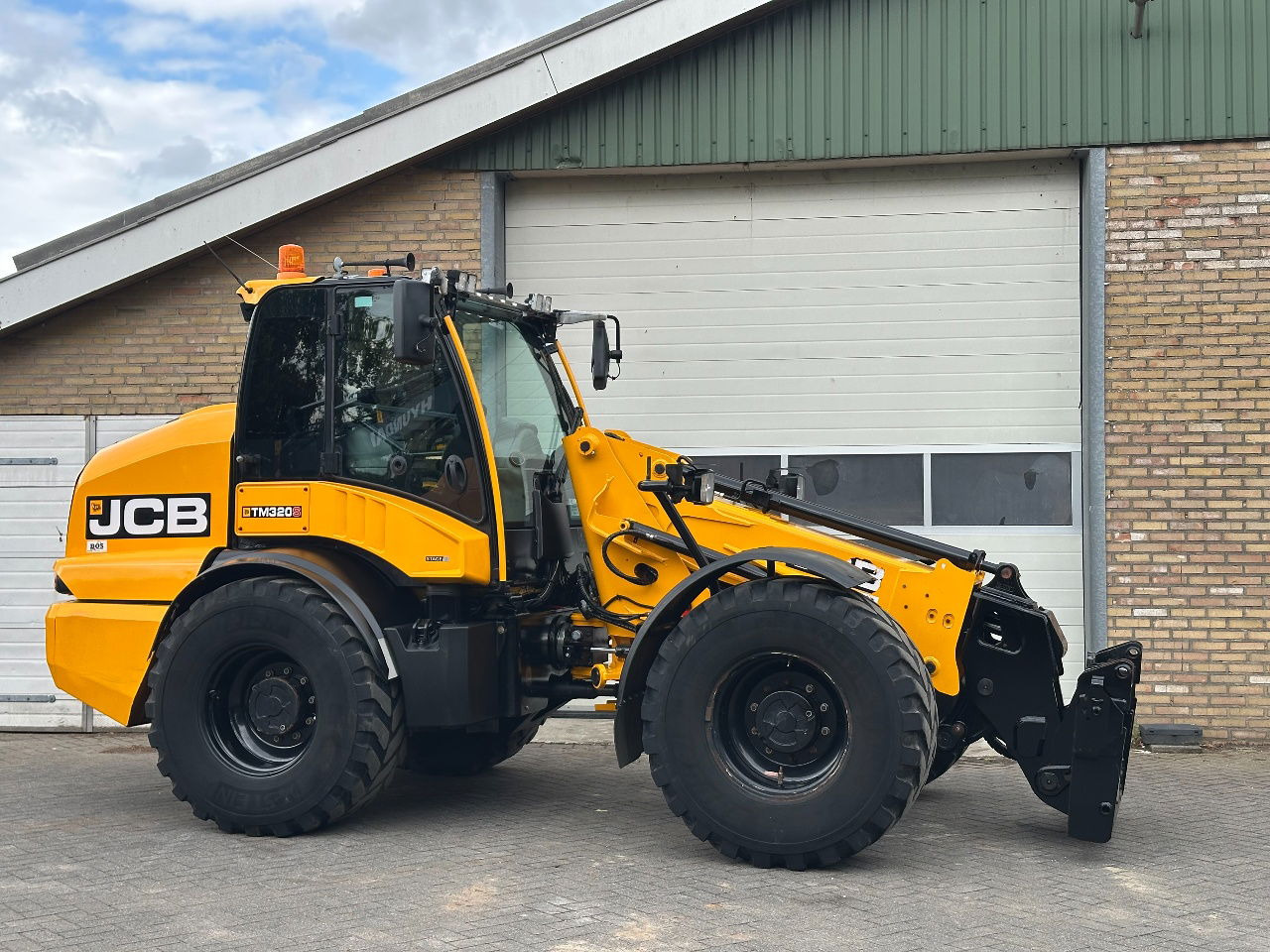 JCB TM320S sv - Autre matériel: photos 1 JCB TM320S sv - Autre matériel: photos 1