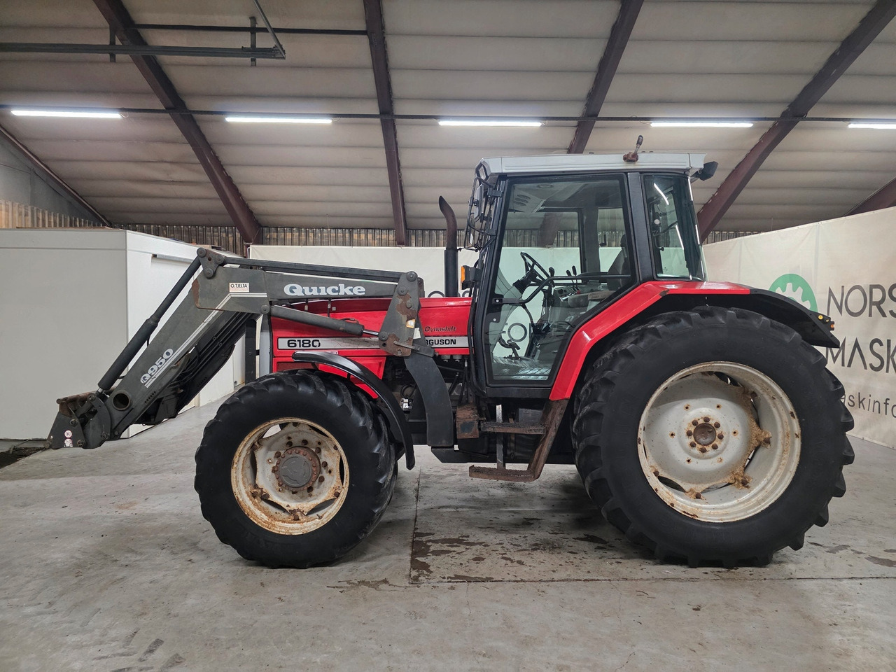 Massey Ferguson 6180 - Tracteur agricole: photos 2 Massey Ferguson 6180 - Tracteur agricole: photos 2