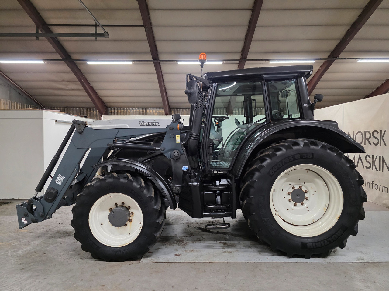 Valtra N163 Direct - Tracteur agricole: photos 2 Valtra N163 Direct - Tracteur agricole: photos 2