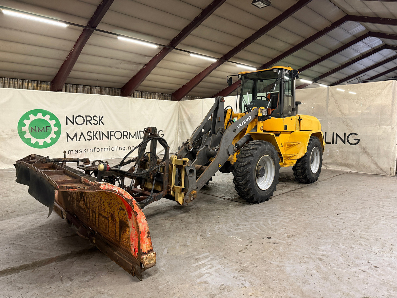 Volvo L40B-TP #Skuffe og Skjær #Kun 3458 timer - Chargeuse sur pneus: photos 1 Volvo L40B-TP #Skuffe og Skjær #Kun 3458 timer - Chargeuse sur pneus: photos 1