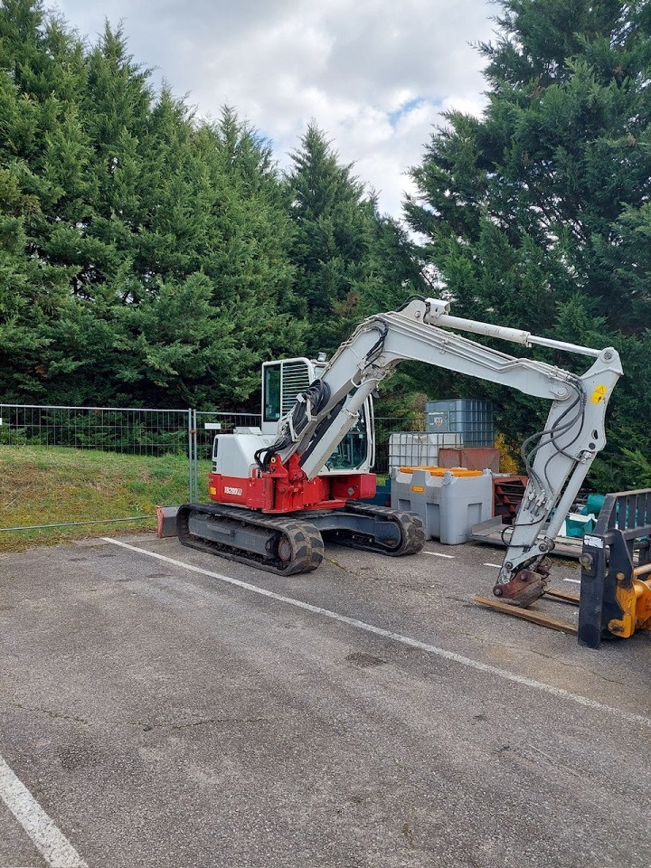 TAKEUCHI TB280 FR - Mini pelle: photos 1 TAKEUCHI TB280 FR - Mini pelle: photos 1
