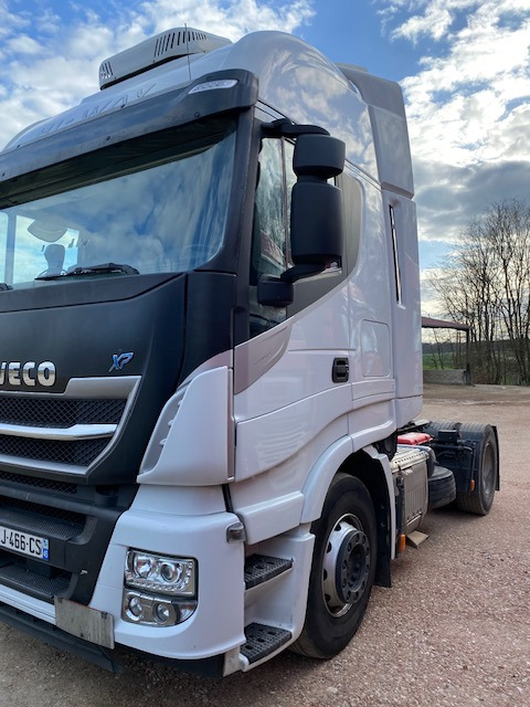 IVECO STRALIS XP 480 - Tracteur routier: photos 3 IVECO STRALIS XP 480 - Tracteur routier: photos 3