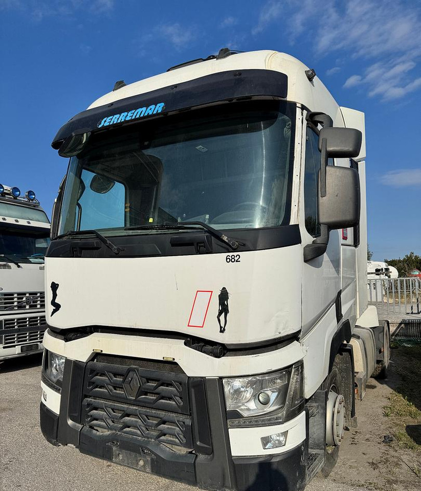 Renault T460 / 2015 / Euro 6 - Autre matériel: photos 3 Renault T460 / 2015 / Euro 6 - Autre matériel: photos 3