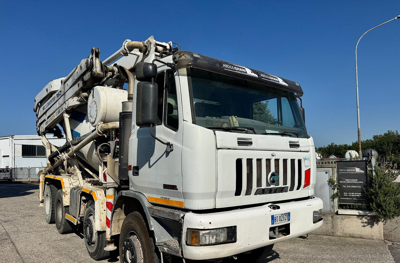 Betonpompa CIFA ASTRA HD84.38 - 2003 - Camion malaxeur pompe: photos 3 Betonpompa CIFA ASTRA HD84.38 - 2003 - Camion malaxeur pompe: photos 3