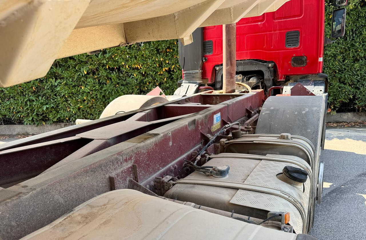 Camion benne RIBALTABILE IVECO MAGIRUS 410E42 - 8X4: photos 19