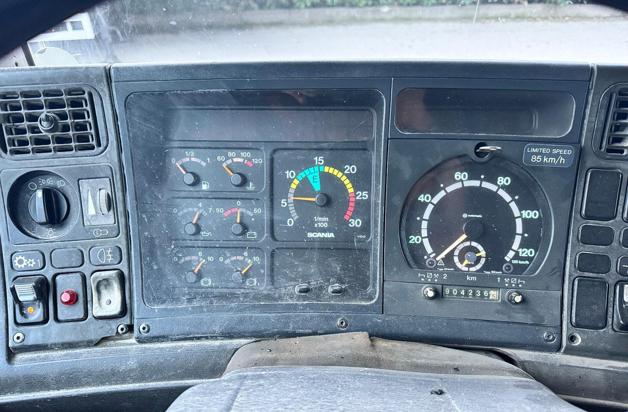 Scania R124/470 Ribaltabile 8X4 - Camion benne: photos 5 Scania R124/470 Ribaltabile 8X4 - Camion benne: photos 5