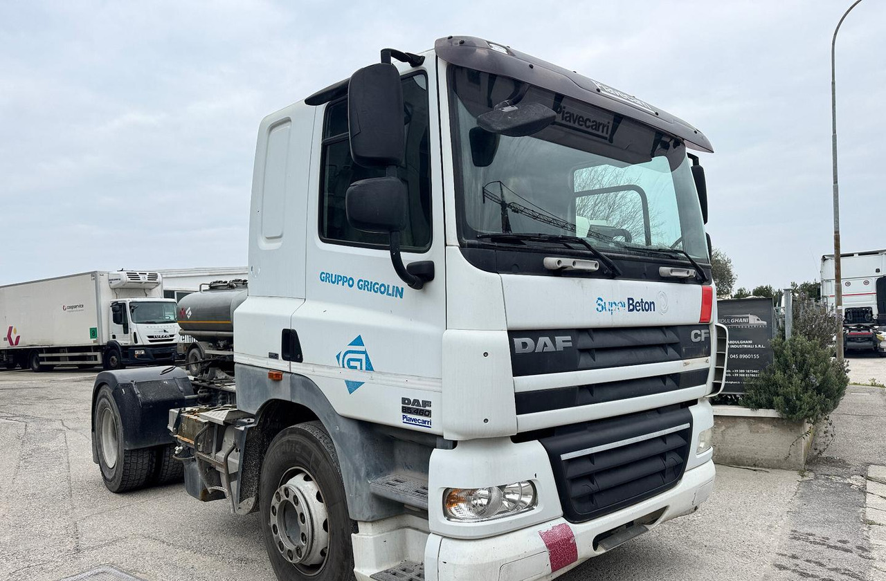 DAF CF 85.460 / Anno 2007 / Euro 5 - Tracteur routier: photos 1 DAF CF 85.460 / Anno 2007 / Euro 5 - Tracteur routier: photos 1