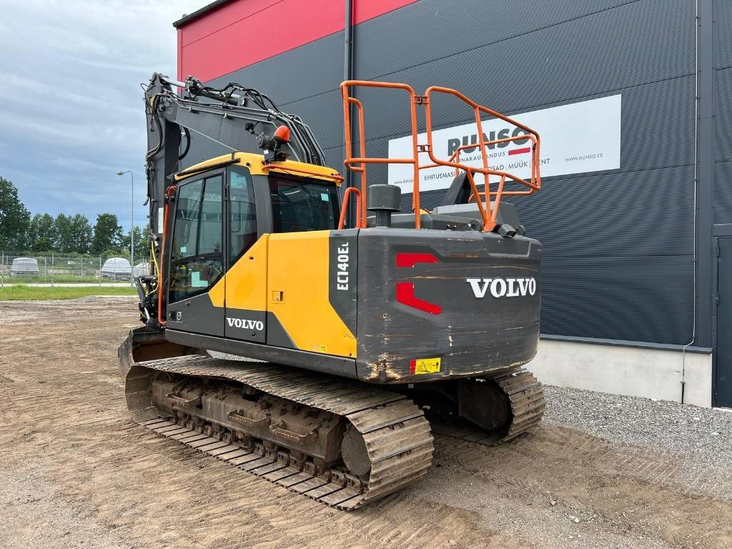 Volvo EC 140 EL - Pelle sur chenille: photos 2 Volvo EC 140 EL - Pelle sur chenille: photos 2