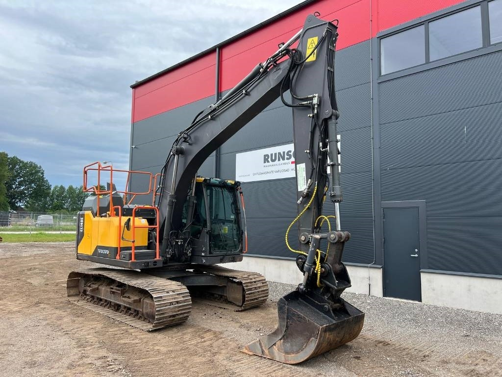 Volvo EC 140 EL - Pelle sur chenille: photos 3 Volvo EC 140 EL - Pelle sur chenille: photos 3