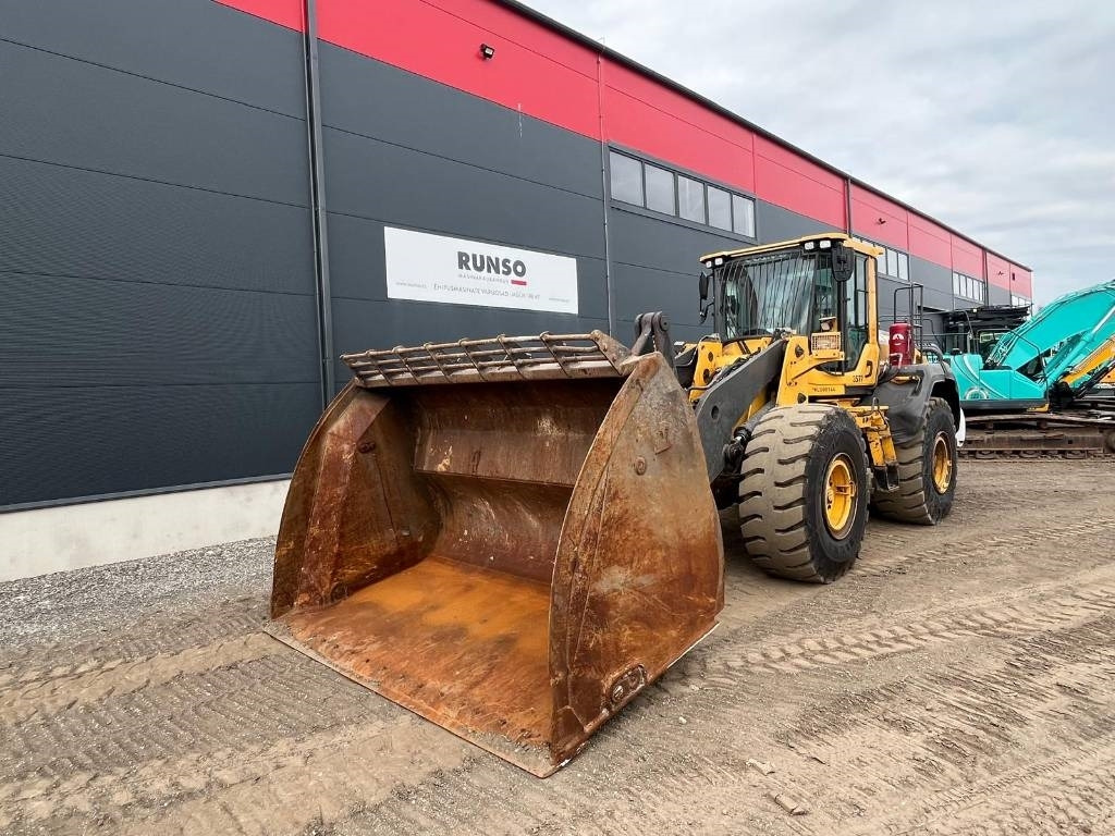 Volvo L 120 H - Chargeuse sur pneus: photos 2 Volvo L 120 H - Chargeuse sur pneus: photos 2