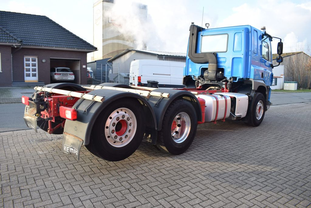 Camion benne neuf DAF  CF 450 6x2 Fahrgestell Klima Navi Lift Retarder: photos 8
