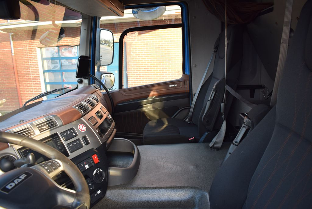 Camion benne neuf DAF  CF 450 6x2 Fahrgestell Klima Navi Lift Retarder: photos 20