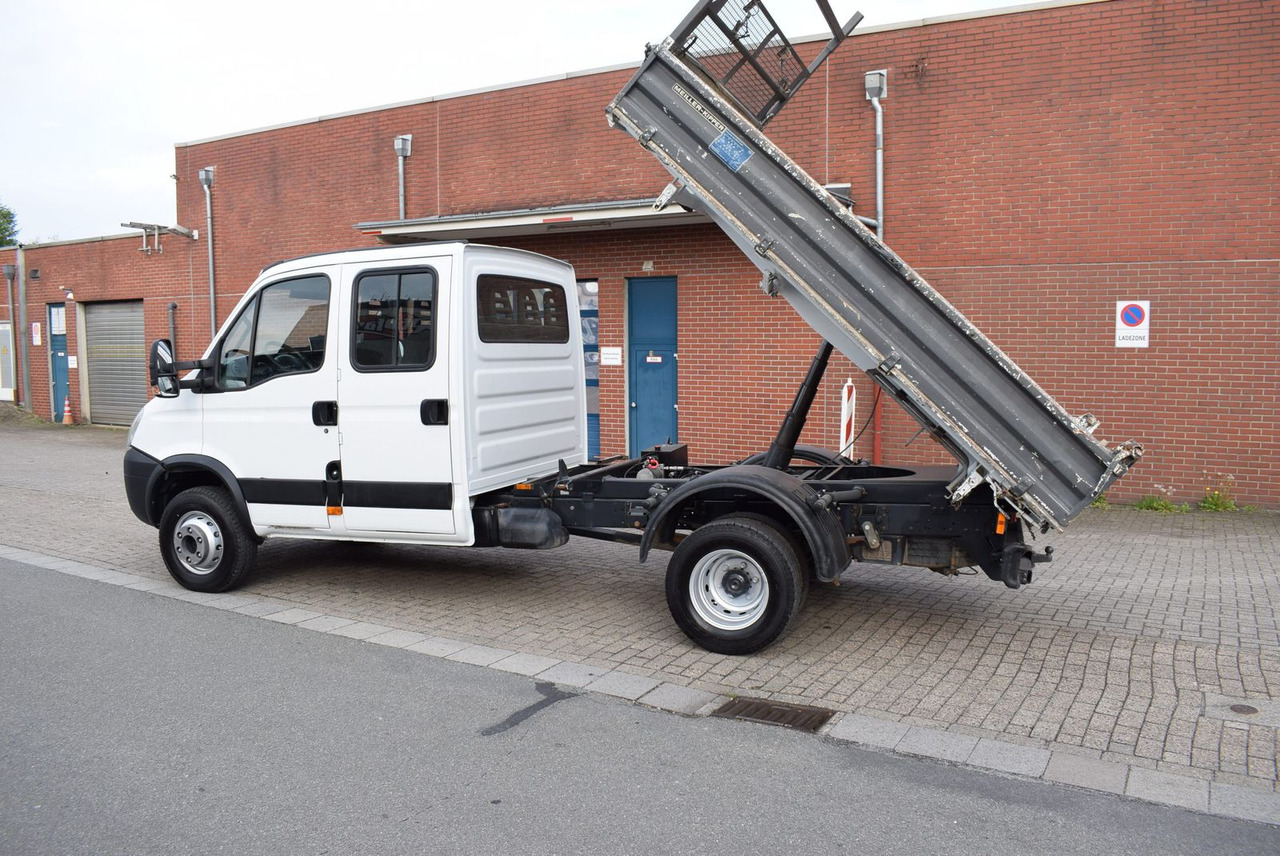 Iveco Daily 70 C17 Meiller Kipper Nutzlast 3100KG - Utilitaire benne, Utilitaire double cabine: photos 4 Iveco Daily 70 C17 Meiller Kipper Nutzlast 3100KG - Utilitaire benne, Utilitaire double cabine: photos 4