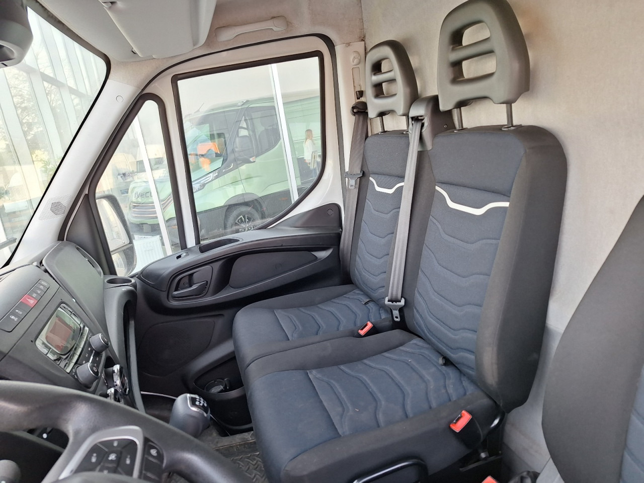 Fourgon utilitaire IVECO Daily 35S14 16m3: photos 7