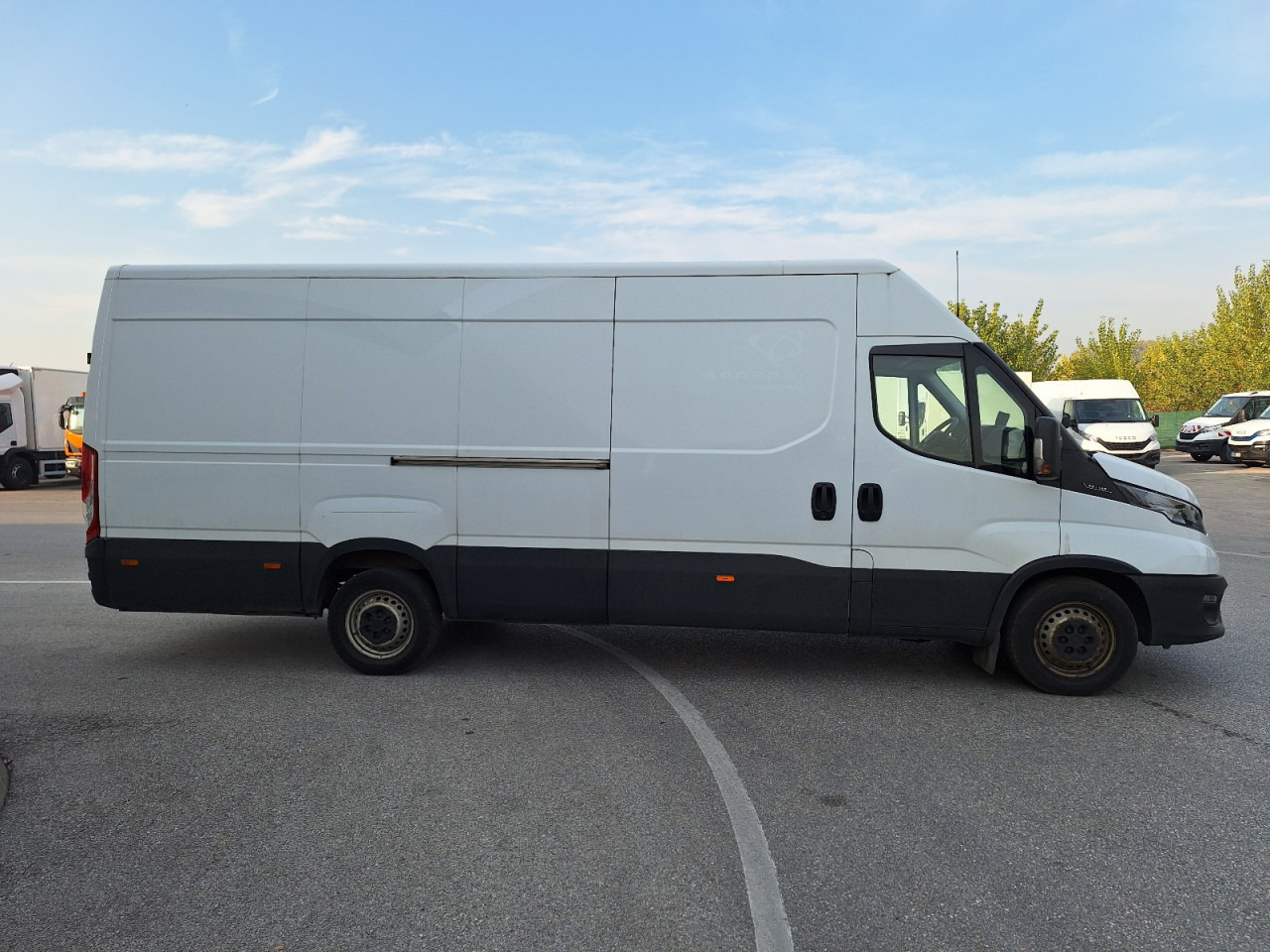 Fourgon utilitaire IVECO Daily 35S14 16m3: photos 11