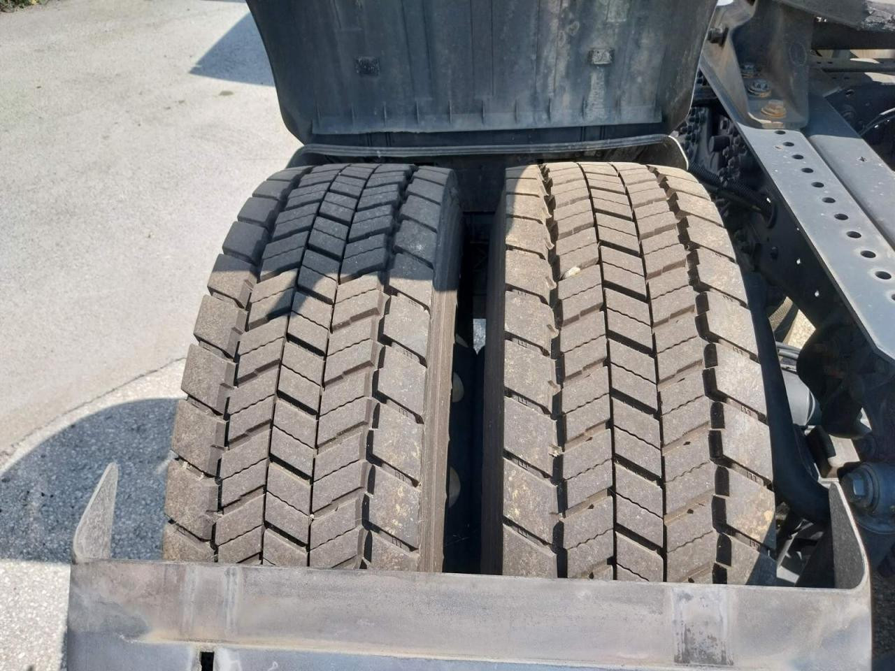 IVECO Stralis AS440S40TP - Tracteur routier: photos 3 IVECO Stralis AS440S40TP - Tracteur routier: photos 3