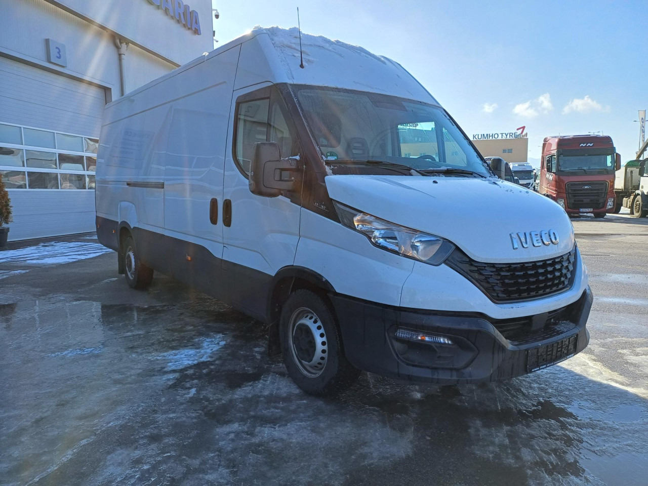 IVECO Daily 35S16V - Fourgon utilitaire: photos 5 IVECO Daily 35S16V - Fourgon utilitaire: photos 5