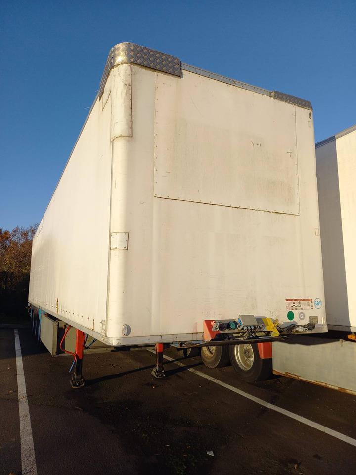 TRAILOR - Semi-remorque fourgon: photos 1 TRAILOR - Semi-remorque fourgon: photos 1