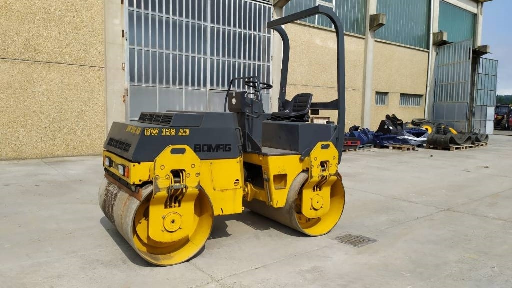 Bomag BW 138 AD - Rouleau compresseur: photos 1 Bomag BW 138 AD - Rouleau compresseur: photos 1