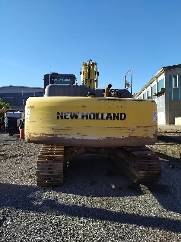 New Holland E 265 C - Pelle sur chenille: photos 3 New Holland E 265 C - Pelle sur chenille: photos 3