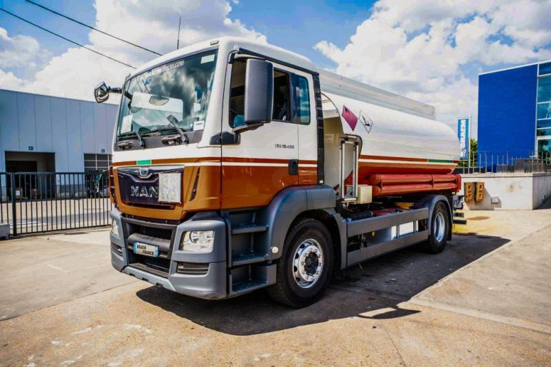 MAN TGS 18.400 BL+MAGYAR 13.500L / 5 COMP - Camion citerne: photos 1 MAN TGS 18.400 BL+MAGYAR 13.500L / 5 COMP - Camion citerne: photos 1