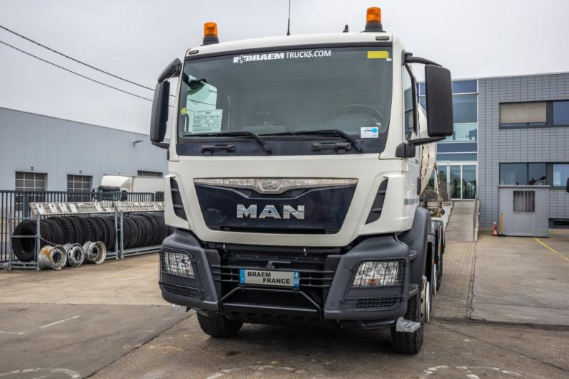 MAN TGS 32.360 BB+E6+MIXER 9M³ - Camion malaxeur: photos 5 MAN TGS 32.360 BB+E6+MIXER 9M³ - Camion malaxeur: photos 5