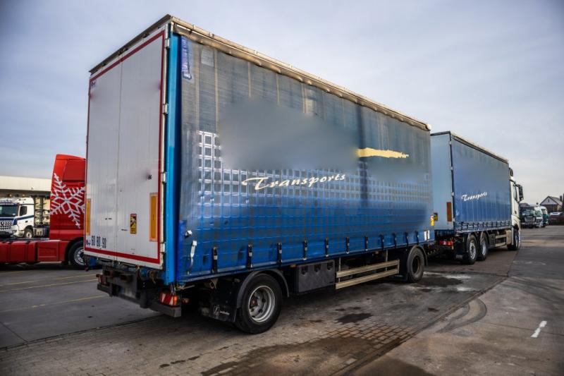 Mercedes ACTROS 2548 BL - Camion à rideaux coulissants: photos 4 Mercedes ACTROS 2548 BL - Camion à rideaux coulissants: photos 4