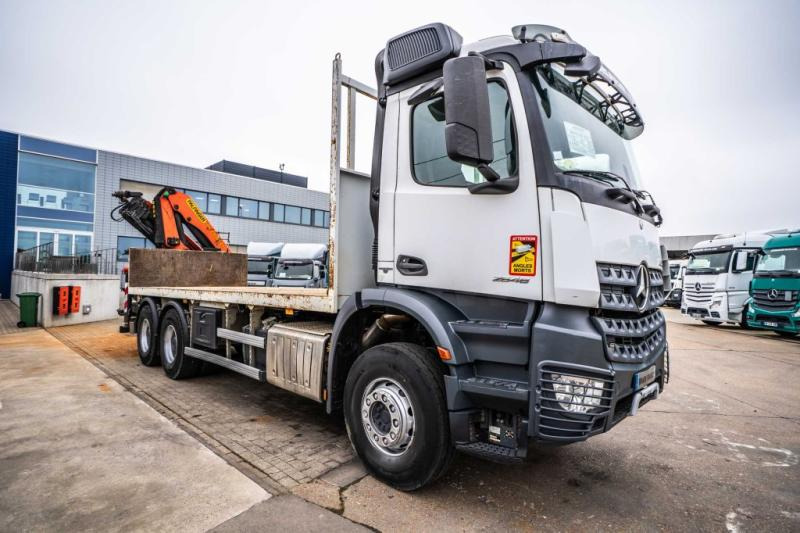 Mercedes AROCS 2648 + PALFINGER 23 T/M + 5 EXT - Camion plateau, Camion grue: photos 2 Mercedes AROCS 2648 + PALFINGER 23 T/M + 5 EXT - Camion plateau, Camion grue: photos 2