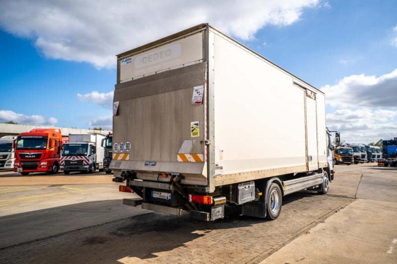 Mercedes ATEGO 1222 + D'HOLLANDIA 1.5T - Camion fourgon: photos 4 Mercedes ATEGO 1222 + D'HOLLANDIA 1.5T - Camion fourgon: photos 4