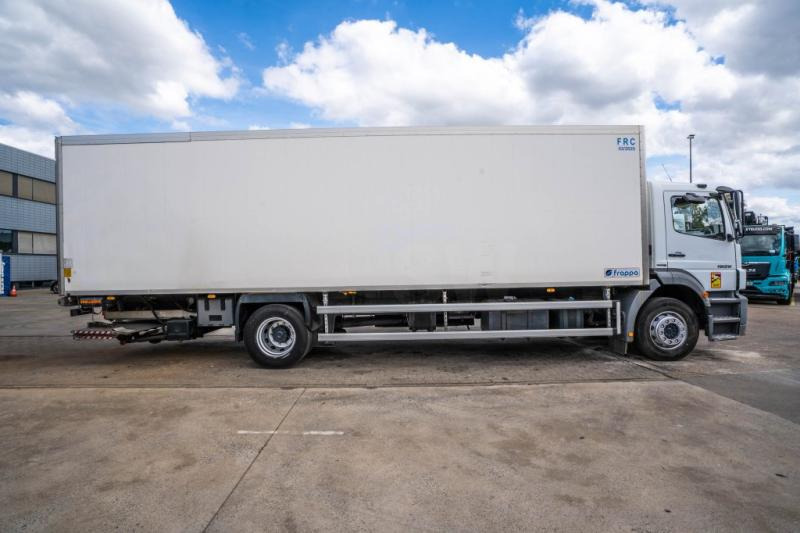 Mercedes AXOR 1829-MP3+ CARRIER - Camion frigorifique: photos 3 Mercedes AXOR 1829-MP3+ CARRIER - Camion frigorifique: photos 3