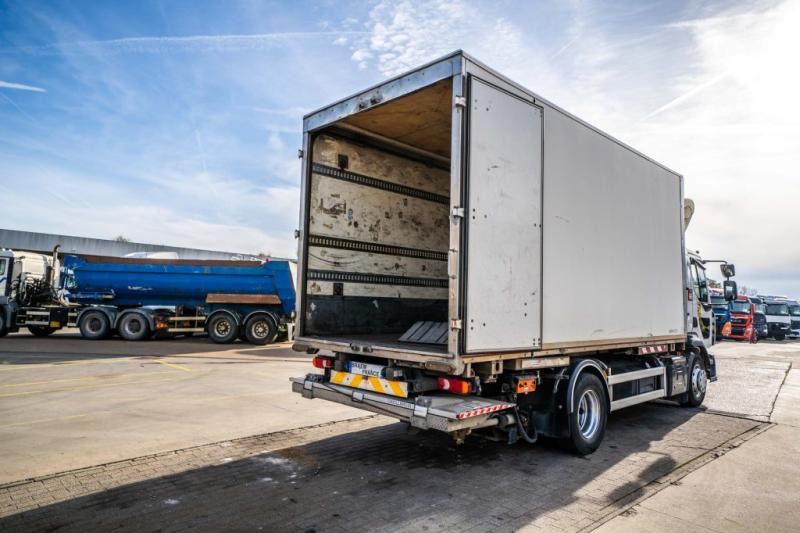 Renault D14 250 // HAYON DHOLLANDIA - Camion fourgon: photos 5 Renault D14 250 // HAYON DHOLLANDIA - Camion fourgon: photos 5