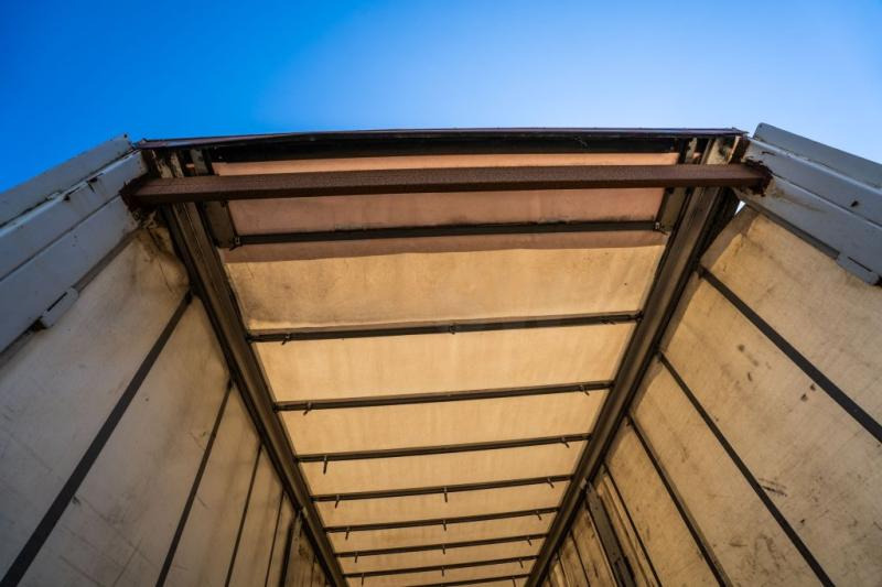 Renault MIDLUM 270 (18t) DXI en crédit-bail Renault MIDLUM 270 (18t) DXI: photos 9