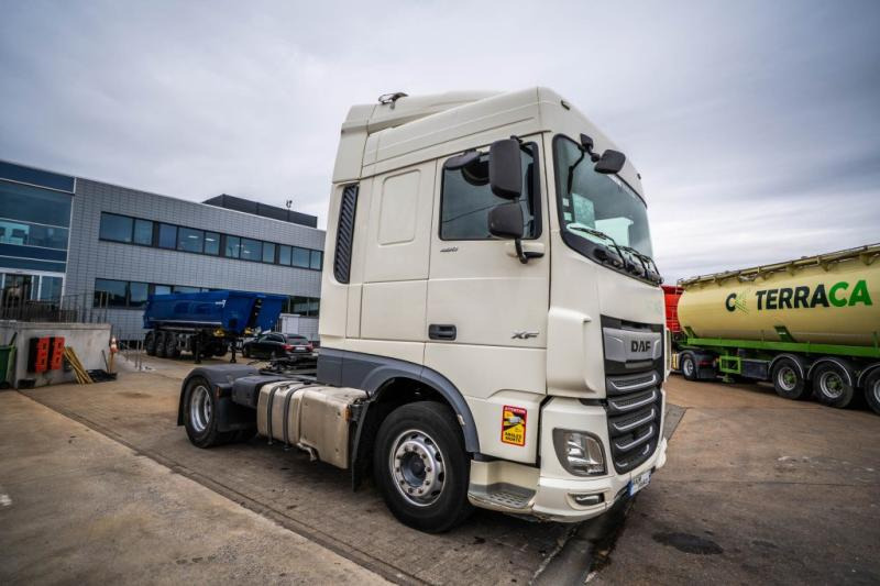 DAF XF 480 FT (50T.) - Tracteur routier: photos 2 DAF XF 480 FT (50T.) - Tracteur routier: photos 2