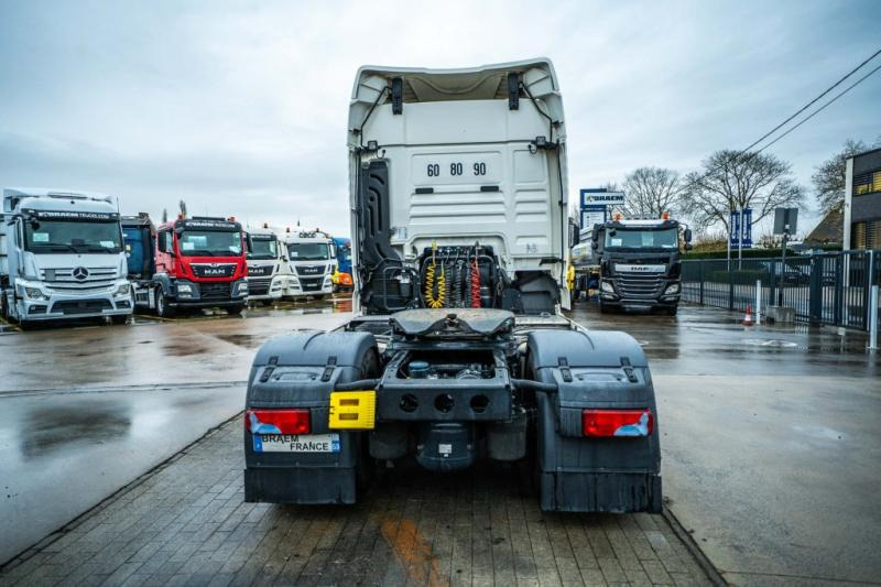 MAN TGX 18.470 XLX + INTARDER - Tracteur routier: photos 5 MAN TGX 18.470 XLX + INTARDER - Tracteur routier: photos 5