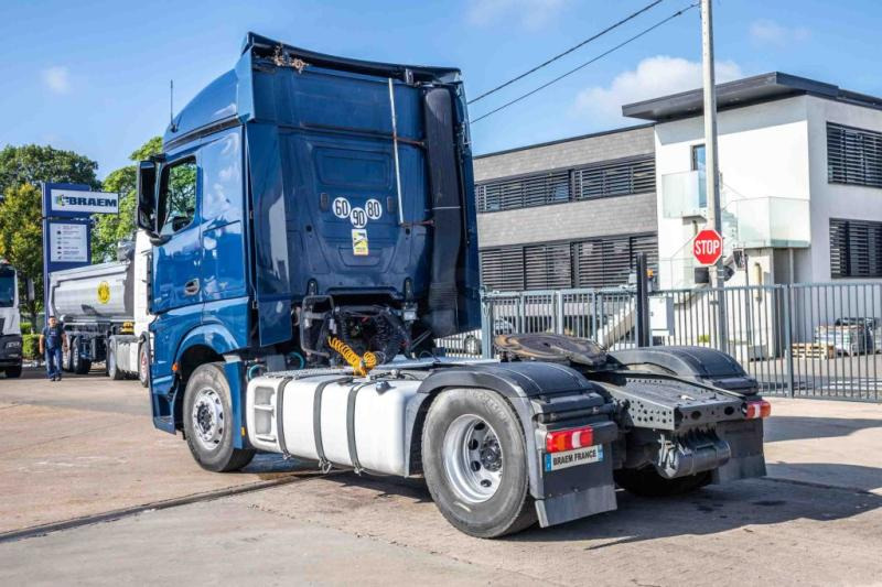 Mercedes ACTROS 1848 LS - Tracteur routier: photos 4 Mercedes ACTROS 1848 LS - Tracteur routier: photos 4