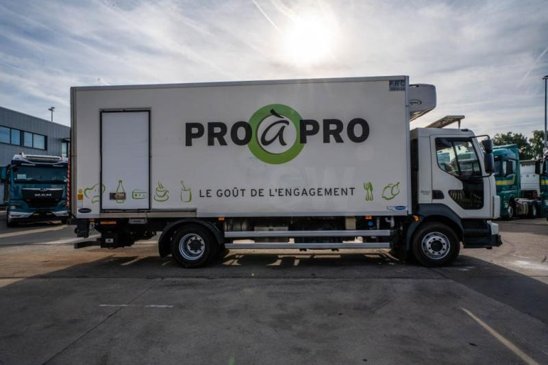 Volvo FL 240(16t)+CARRIER SUPRA 750+DHOLLANDIA 2T. - Camion frigorifique: photos 3 Volvo FL 240(16t)+CARRIER SUPRA 750+DHOLLANDIA 2T. - Camion frigorifique: photos 3