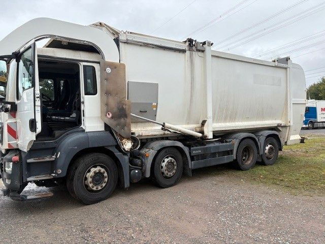 MAN 35.360 8x2 - Benne à ordures ménagères: photos 2 MAN 35.360 8x2 - Benne à ordures ménagères: photos 2