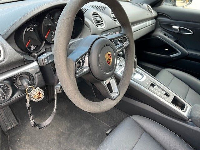 Berline Porsche Boxster: photos 6
