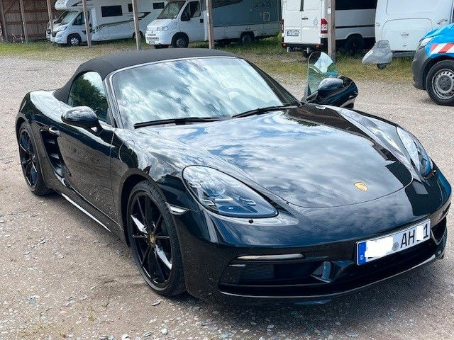 Porsche Boxster - Berline: photos 1 Porsche Boxster - Berline: photos 1