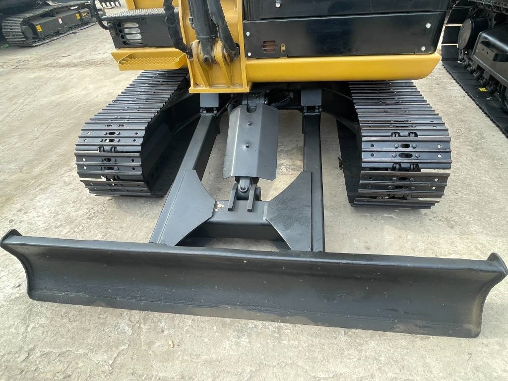 CAT 305.5E2  - Mini pelle: photos 3 CAT 305.5E2  - Mini pelle: photos 3